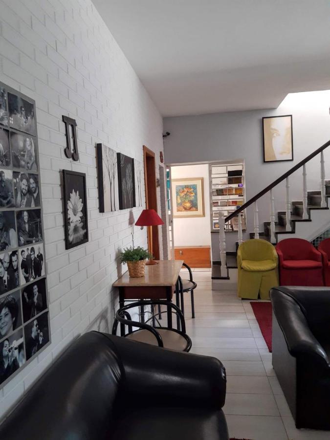 Chale Mineiro Hostel & Pousada Белу-Оризонти Экстерьер фото