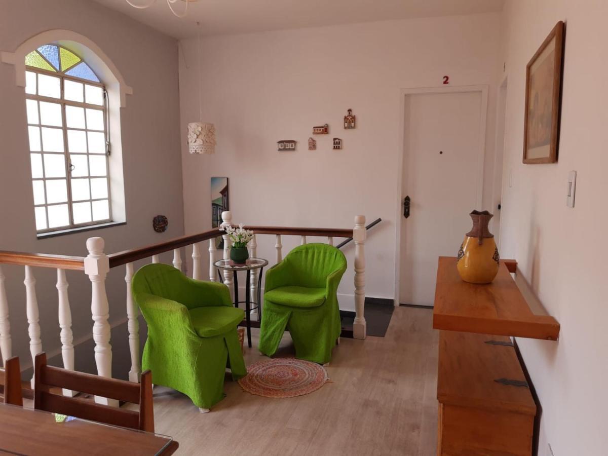 Chale Mineiro Hostel & Pousada Белу-Оризонти Экстерьер фото